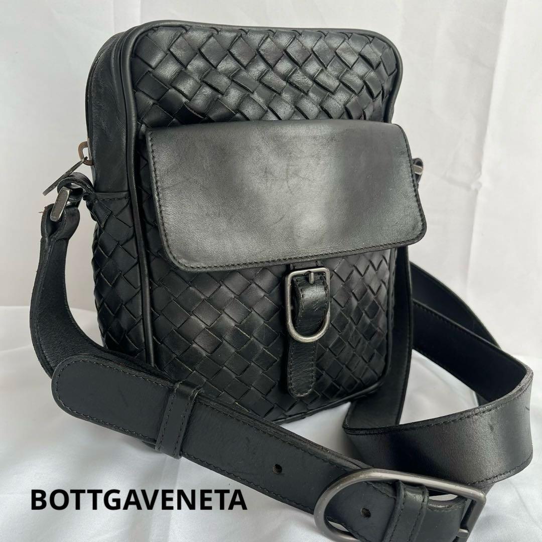 ✨️極美品✨️ BOTTGAVENETA イントレチャート ショルダーバッグ　黒 BOTTEGA VENETA（ボッテガ・ヴェネタ） ミニ イントレチャート バレル